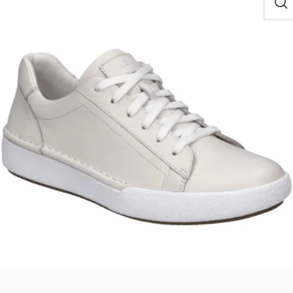 Josef Seibel Claire 01 Women's White Leather Low-Top Sneaker
